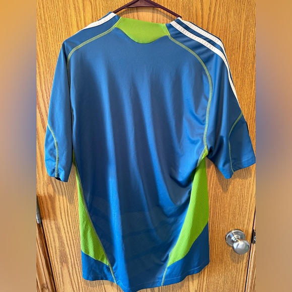 Seattle Sounders 2011 Jersey! - Picture 2 of 4
